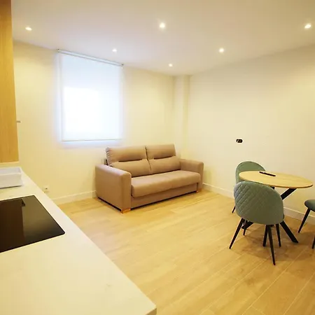 Adarzo Apartment *